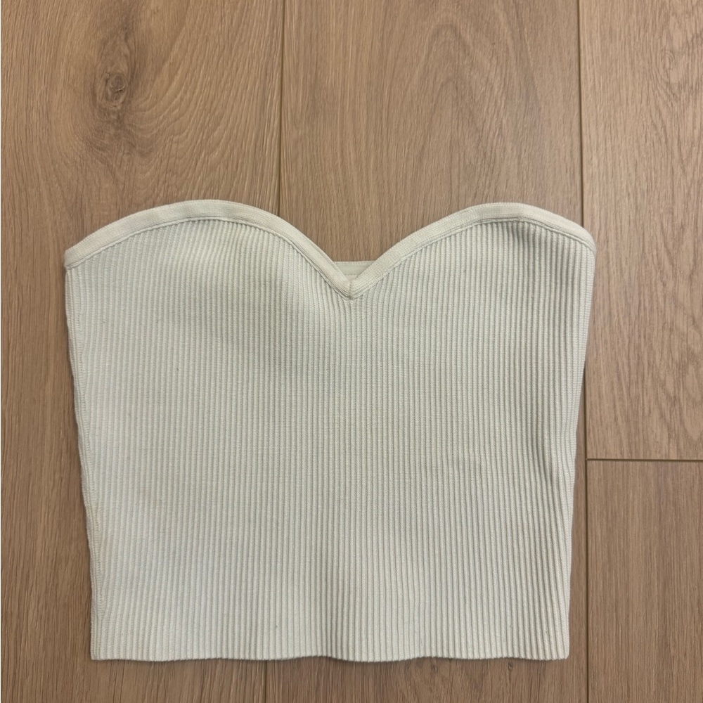 Aritzia Babaton Strapless Ribbed sweetheart neckline sculpt knot Crop Top Medium